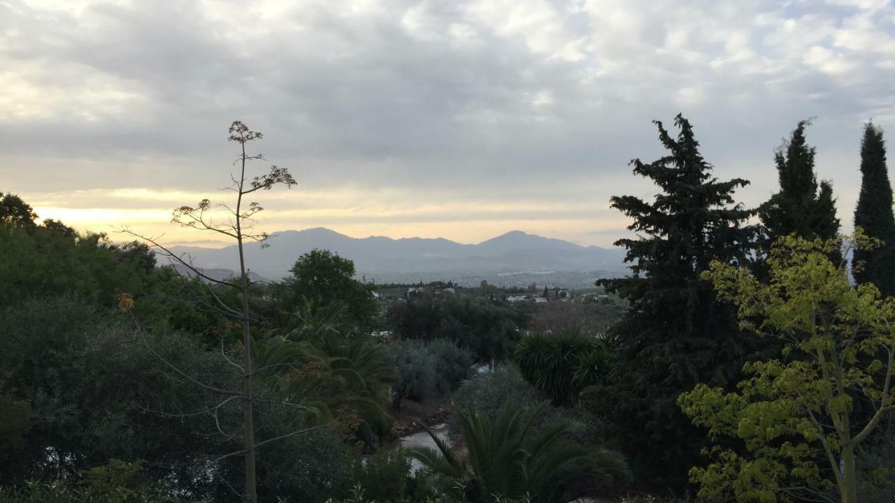 Roca Verde, Boutique Bed & Breakfast (Adults Only) Alhaurin de la Torre Bagian luar foto